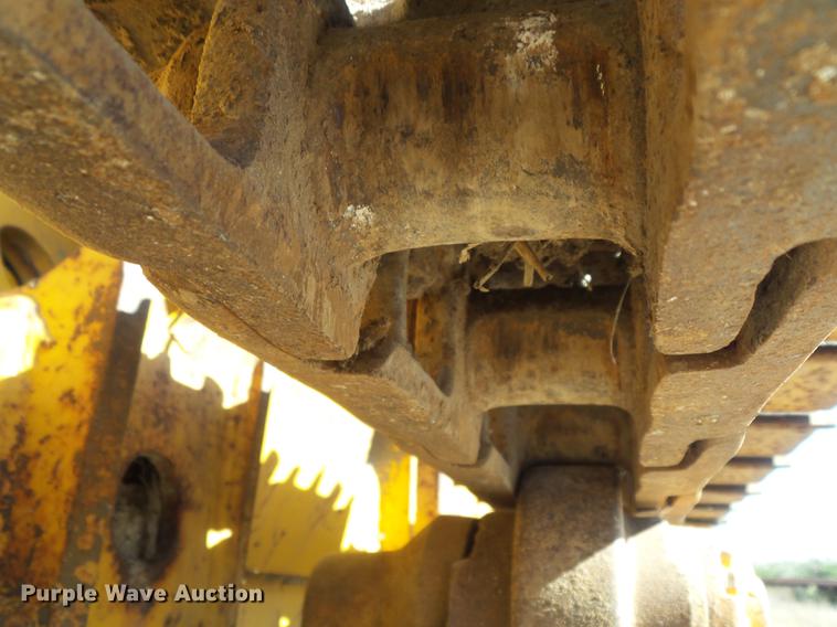 image for item DB6350 1987 John Deere 455E track loader