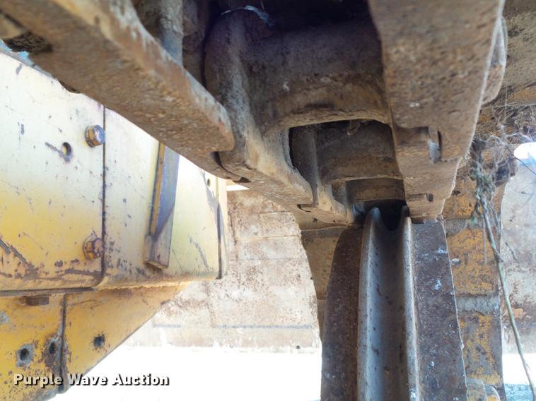 image for item DB6350 1987 John Deere 455E track loader