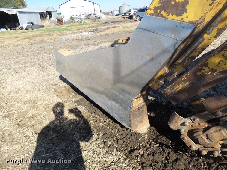 image for item DB9924 Hoes 684 trencher