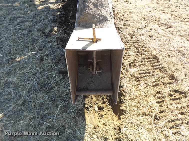 image for item DB9924 Hoes 684 trencher