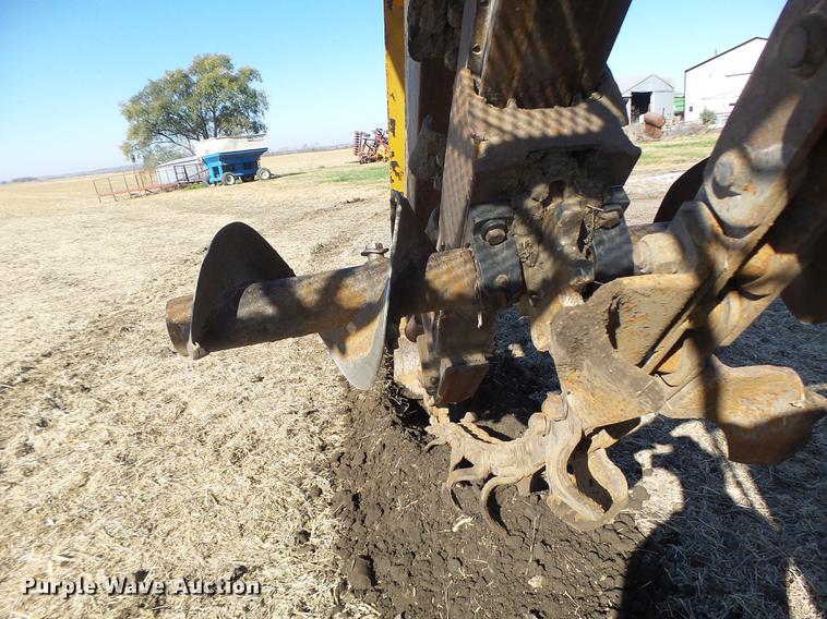 image for item DB9924 Hoes 684 trencher