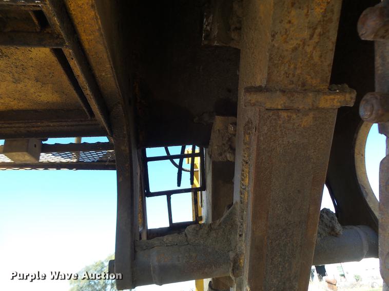 image for item DB9924 Hoes 684 trencher