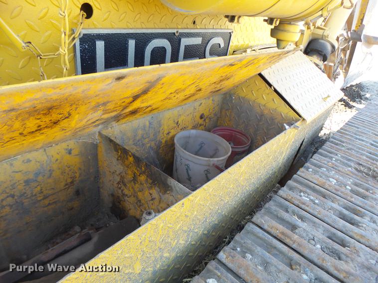 image for item DB9924 Hoes 684 trencher