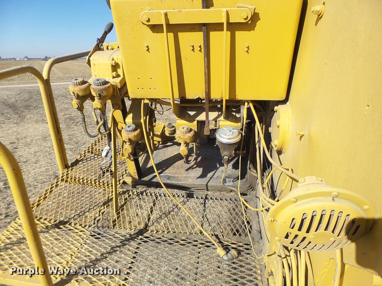 image for item DB9924 Hoes 684 trencher