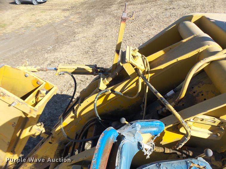 image for item DB9924 Hoes 684 trencher