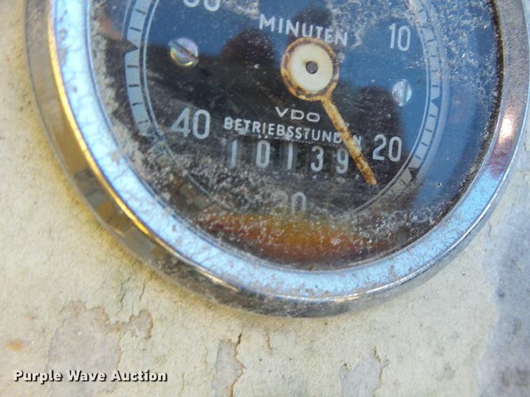 image for item DB9924 Hoes 684 trencher