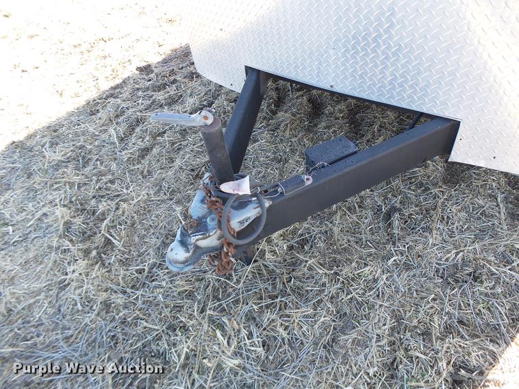 image for item DB9925 2006 American enclosed cargo trailer