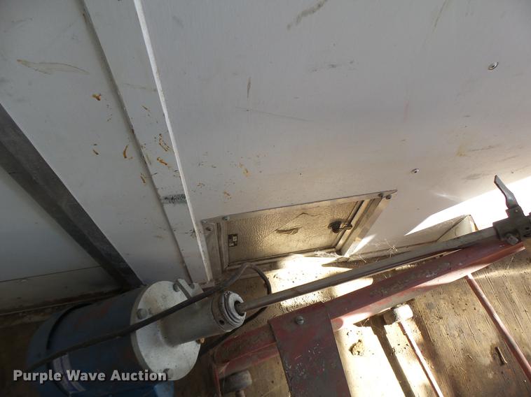 image for item DB9925 2006 American enclosed cargo trailer