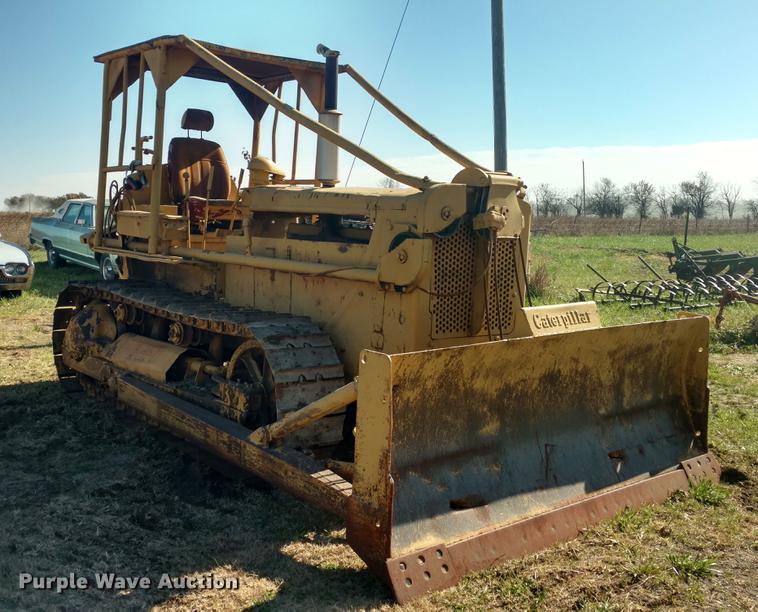 image for item DC0751 Caterpillar D6 dozer