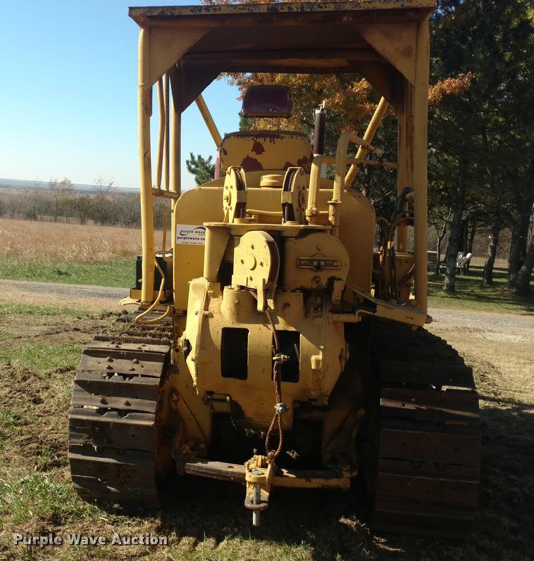 image for item DC0751 Caterpillar D6 dozer