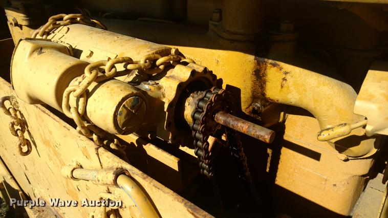 image for item DC0751 Caterpillar D6 dozer