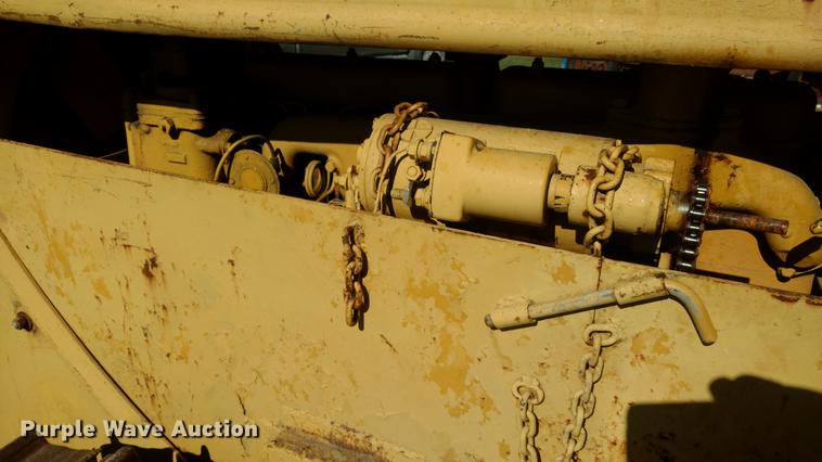 image for item DC0751 Caterpillar D6 dozer
