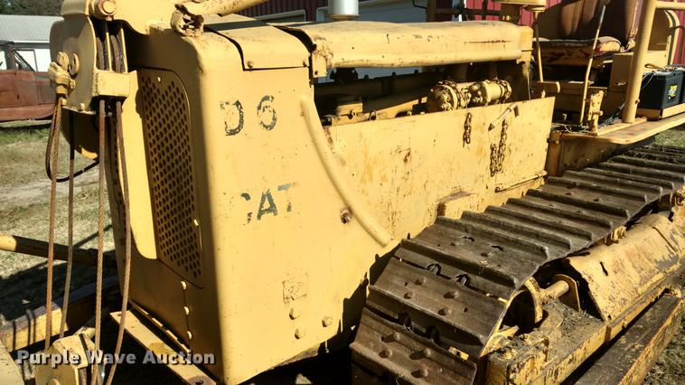 image for item DC0751 Caterpillar D6 dozer