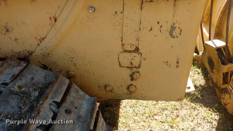 image for item DC0751 Caterpillar D6 dozer