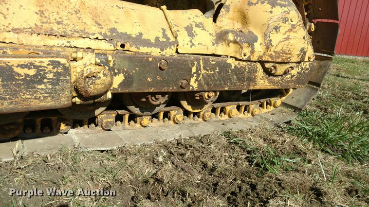 image for item DC0751 Caterpillar D6 dozer