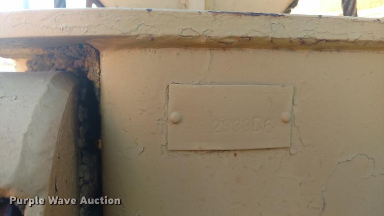 image for item DC0751 Caterpillar D6 dozer