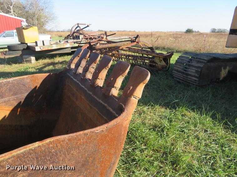 image for item DC0755 John Deere 690C excavator