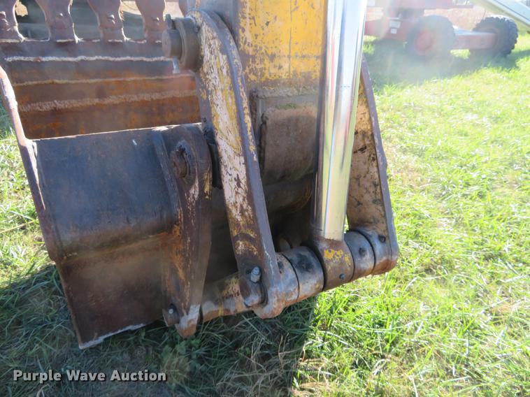 image for item DC0755 John Deere 690C excavator