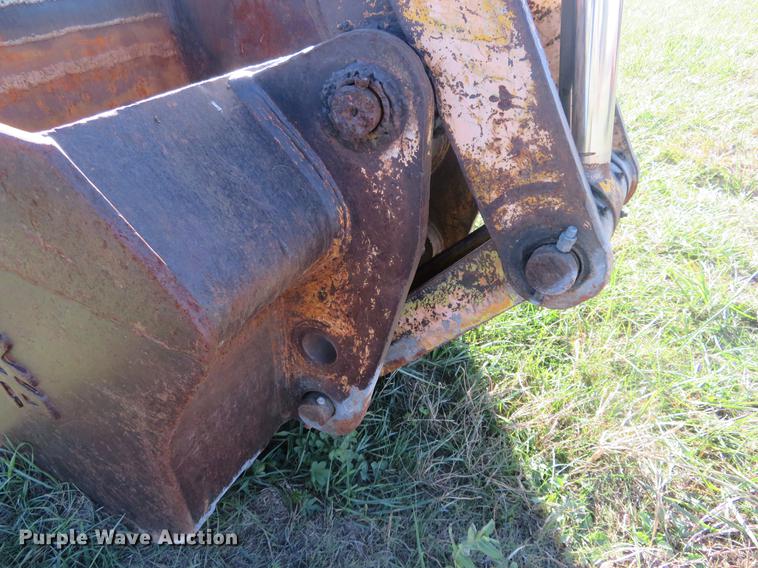 image for item DC0755 John Deere 690C excavator