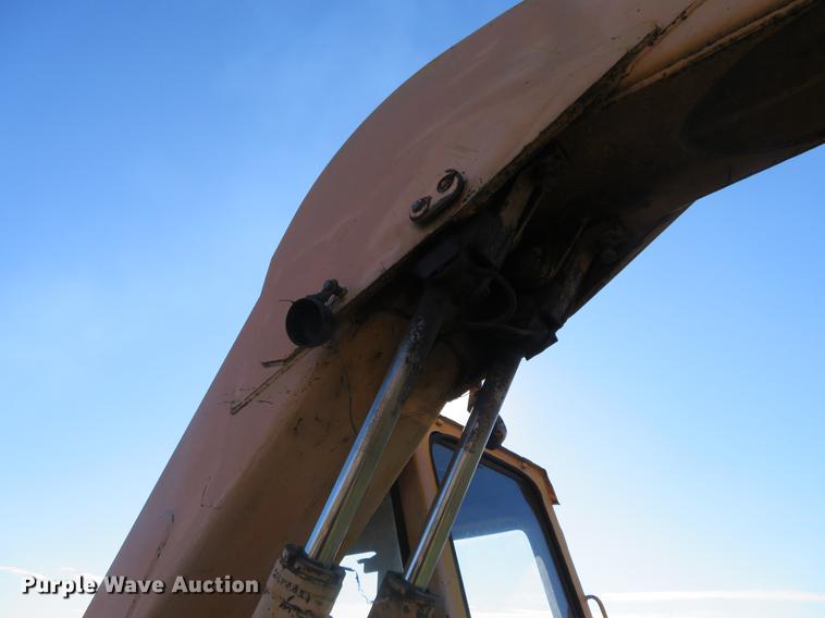 image for item DC0755 John Deere 690C excavator
