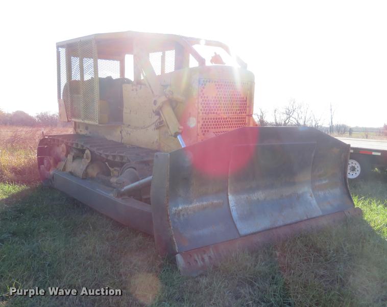 image for item DC0763 Allis Chalmers HD-21 dozer