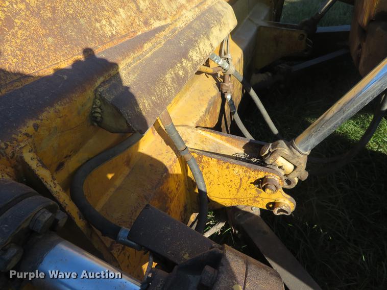 image for item DC0763 Allis Chalmers HD-21 dozer