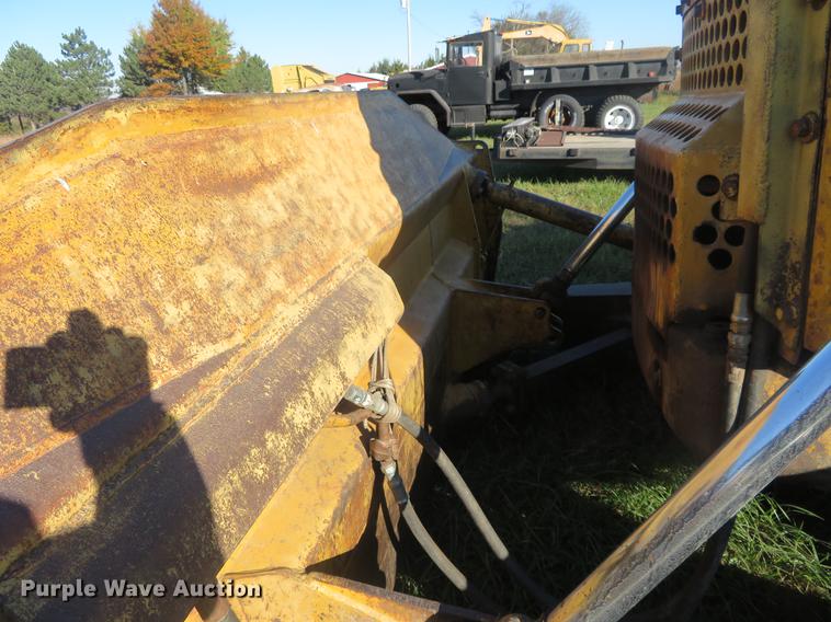 image for item DC0763 Allis Chalmers HD-21 dozer