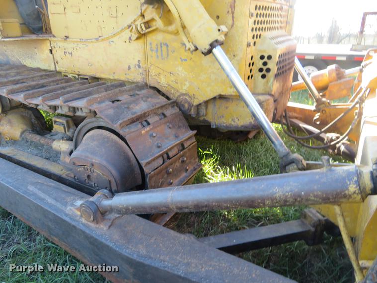 image for item DC0763 Allis Chalmers HD-21 dozer