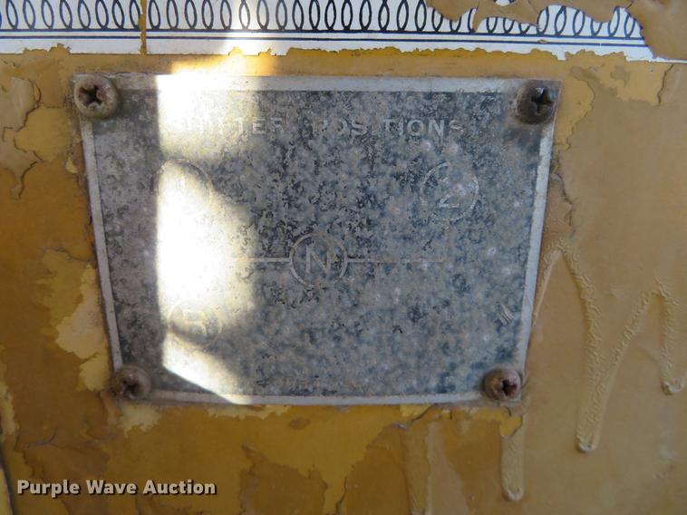 image for item DC0763 Allis Chalmers HD-21 dozer