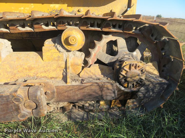 image for item DC0763 Allis Chalmers HD-21 dozer