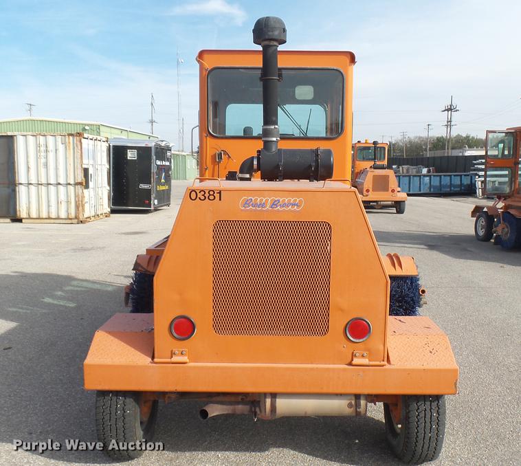 image for item DC1870 2003 Broce RJ350 broom