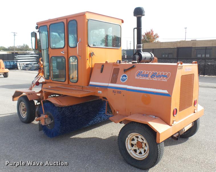 image for item DC1870 2003 Broce RJ350 broom