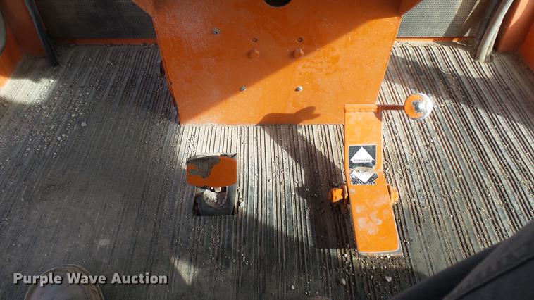 image for item DC1870 2003 Broce RJ350 broom