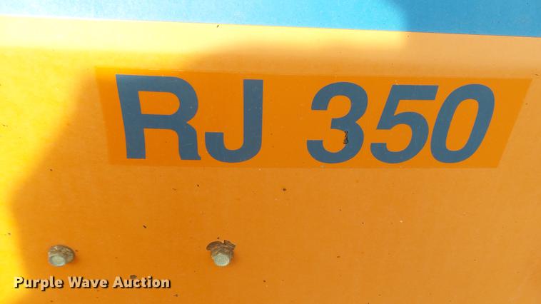 image for item DC1870 2003 Broce RJ350 broom