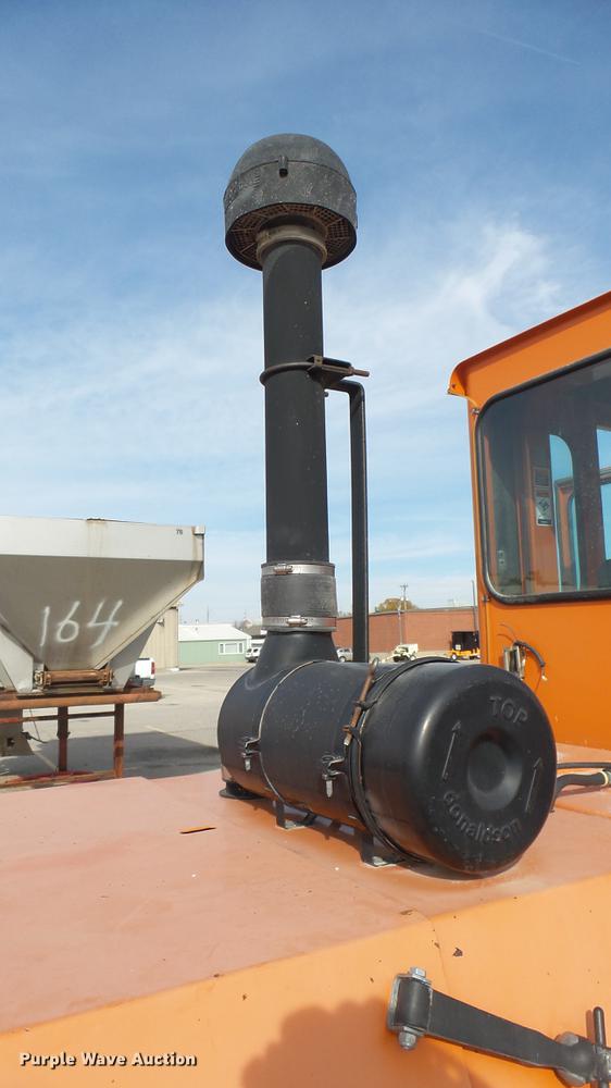 image for item DC1870 2003 Broce RJ350 broom