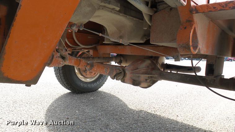 image for item DC1870 2003 Broce RJ350 broom