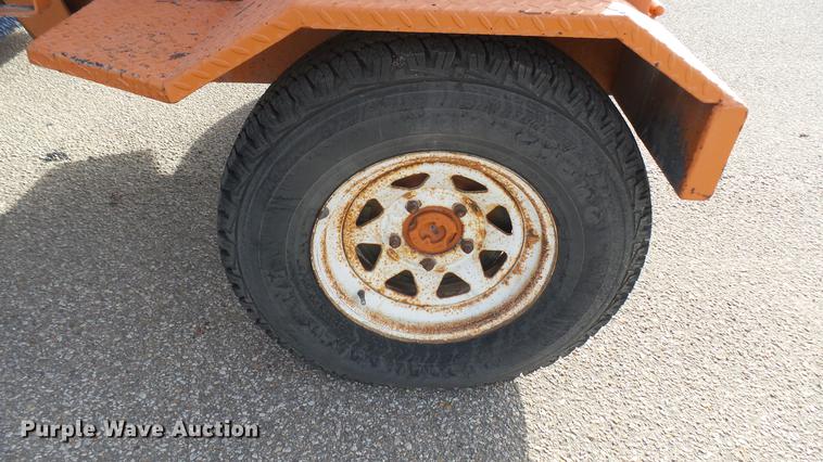 image for item DC1870 2003 Broce RJ350 broom