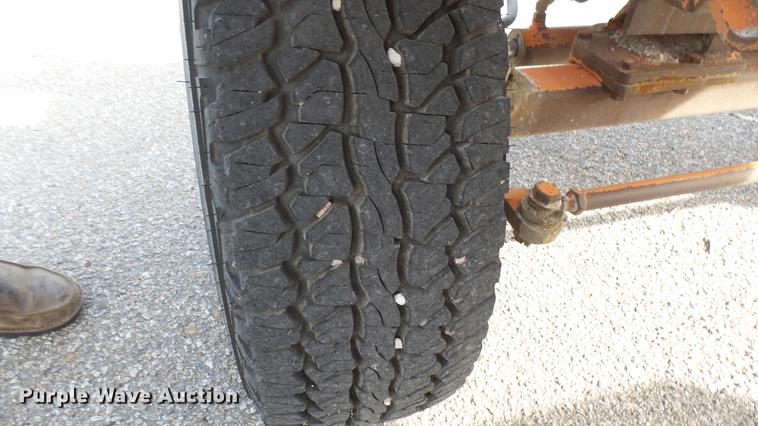 image for item DC1870 2003 Broce RJ350 broom