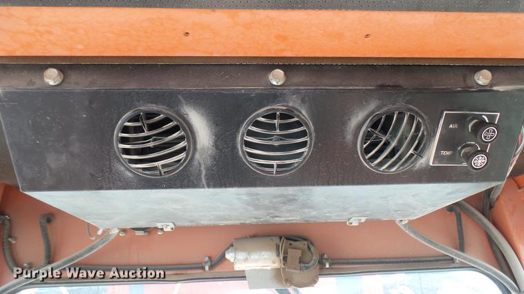 image for item DC1872 2003 Broce RJ350 broom