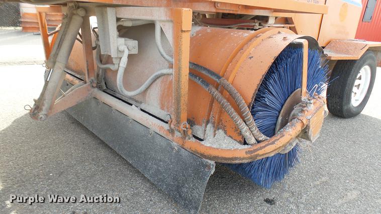 image for item DC1873 2003 Broce RJ350 broom