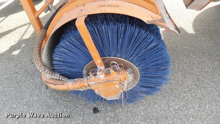 image for item DC1873 2003 Broce RJ350 broom