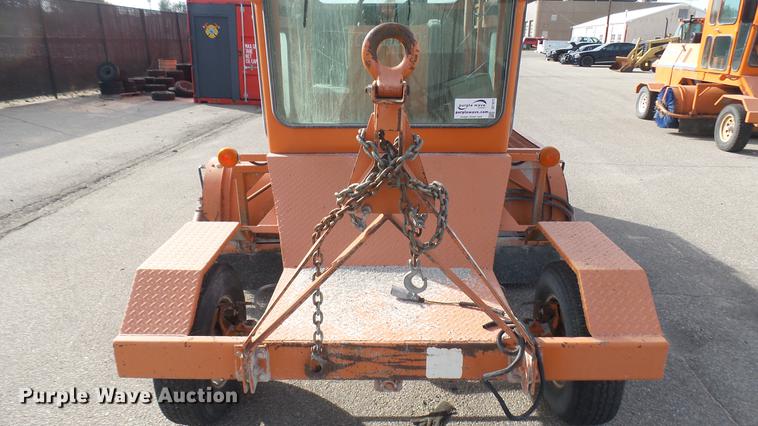 image for item DC1873 2003 Broce RJ350 broom