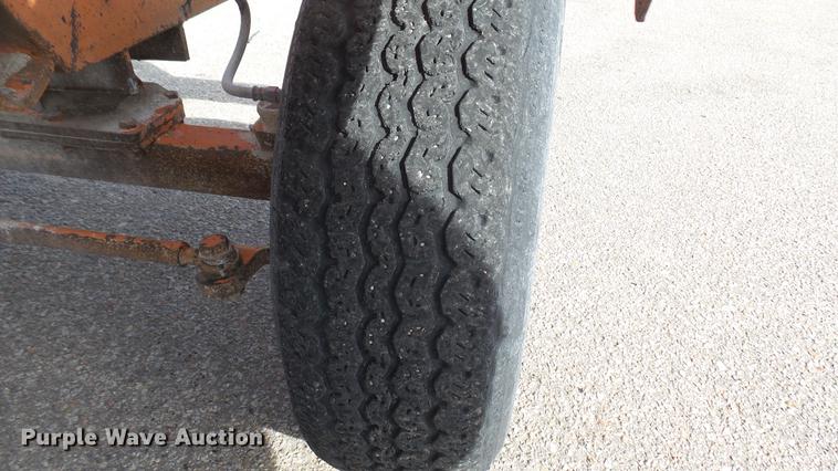 image for item DC1873 2003 Broce RJ350 broom