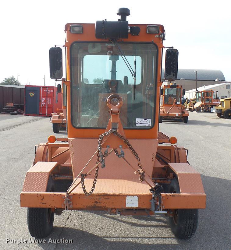 image for item DC1874 2003 Broce RJ350 broom