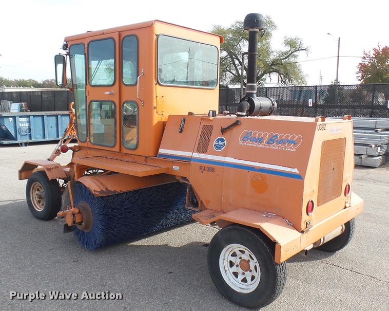 image for item DC1874 2003 Broce RJ350 broom