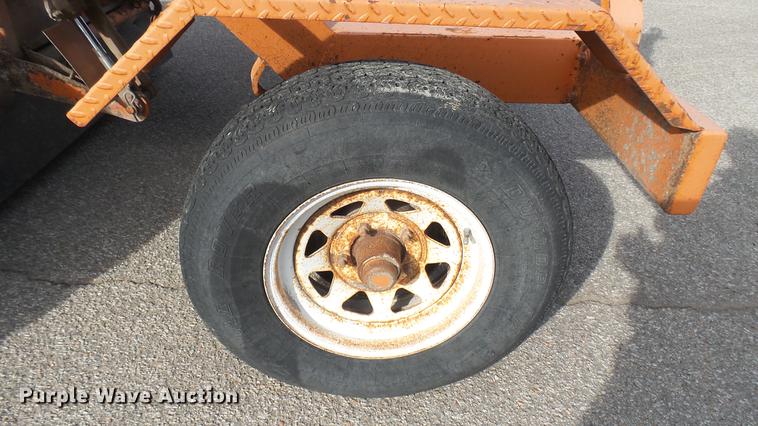 image for item DC1874 2003 Broce RJ350 broom