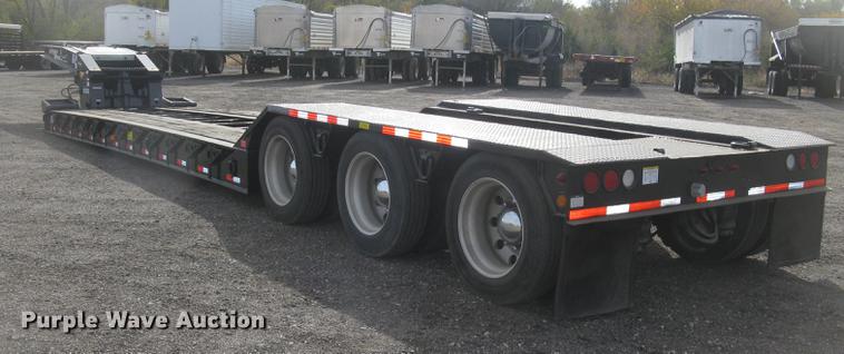 image for item DC2455 2000 Eager Beaver 50GSL RGN lowboy equipment trailer