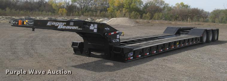 image for item DC2455 2000 Eager Beaver 50GSL RGN lowboy equipment trailer