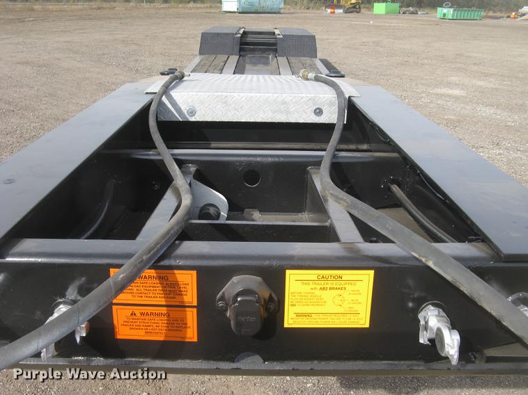 image for item DC2455 2000 Eager Beaver 50GSL RGN lowboy equipment trailer