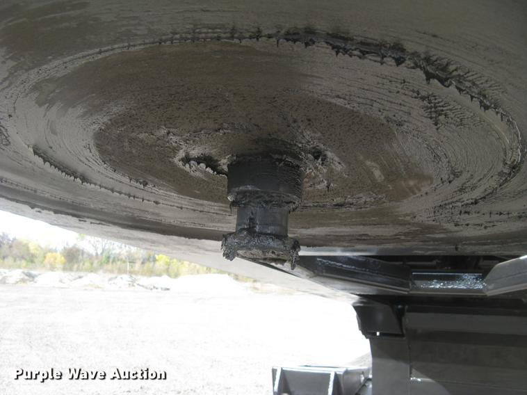 image for item DC2455 2000 Eager Beaver 50GSL RGN lowboy equipment trailer